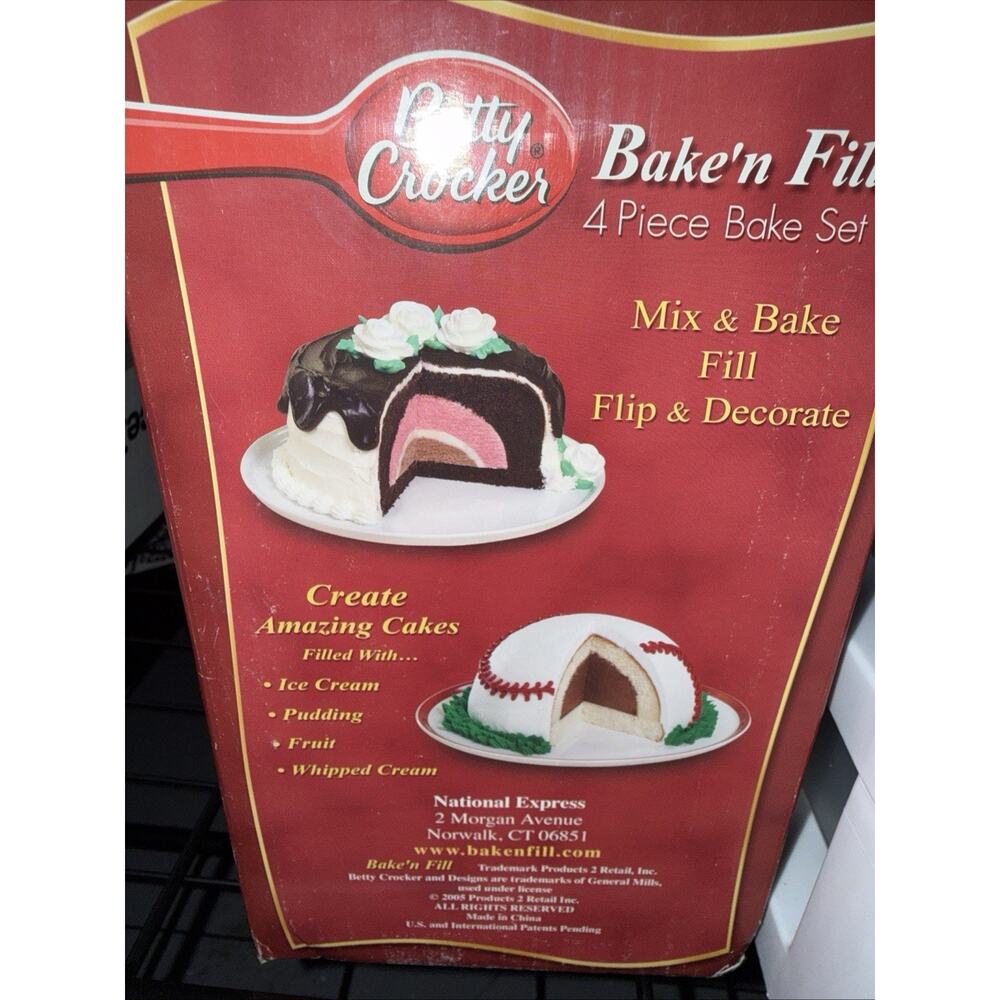 Betty Crocker Bake n Fill Classic 4 Piece Cake Pan Set - New Open Box - Picture 8 of 8